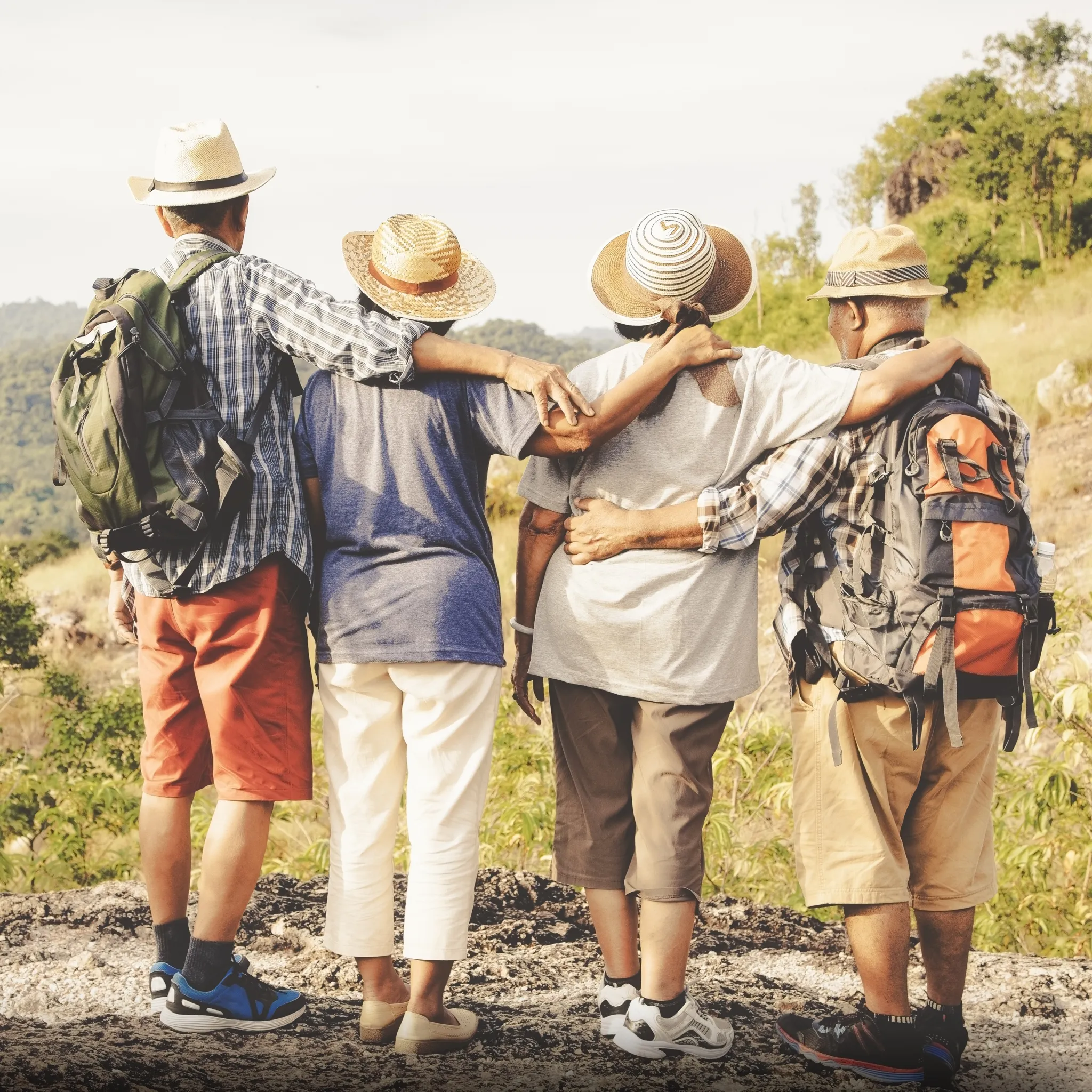 a-group-of-friends-on-a-vacatb2099b